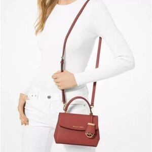 MICHAEL KORS AVA EXTRA-SMALL SAFFIANO LEATHER CROSSBODY